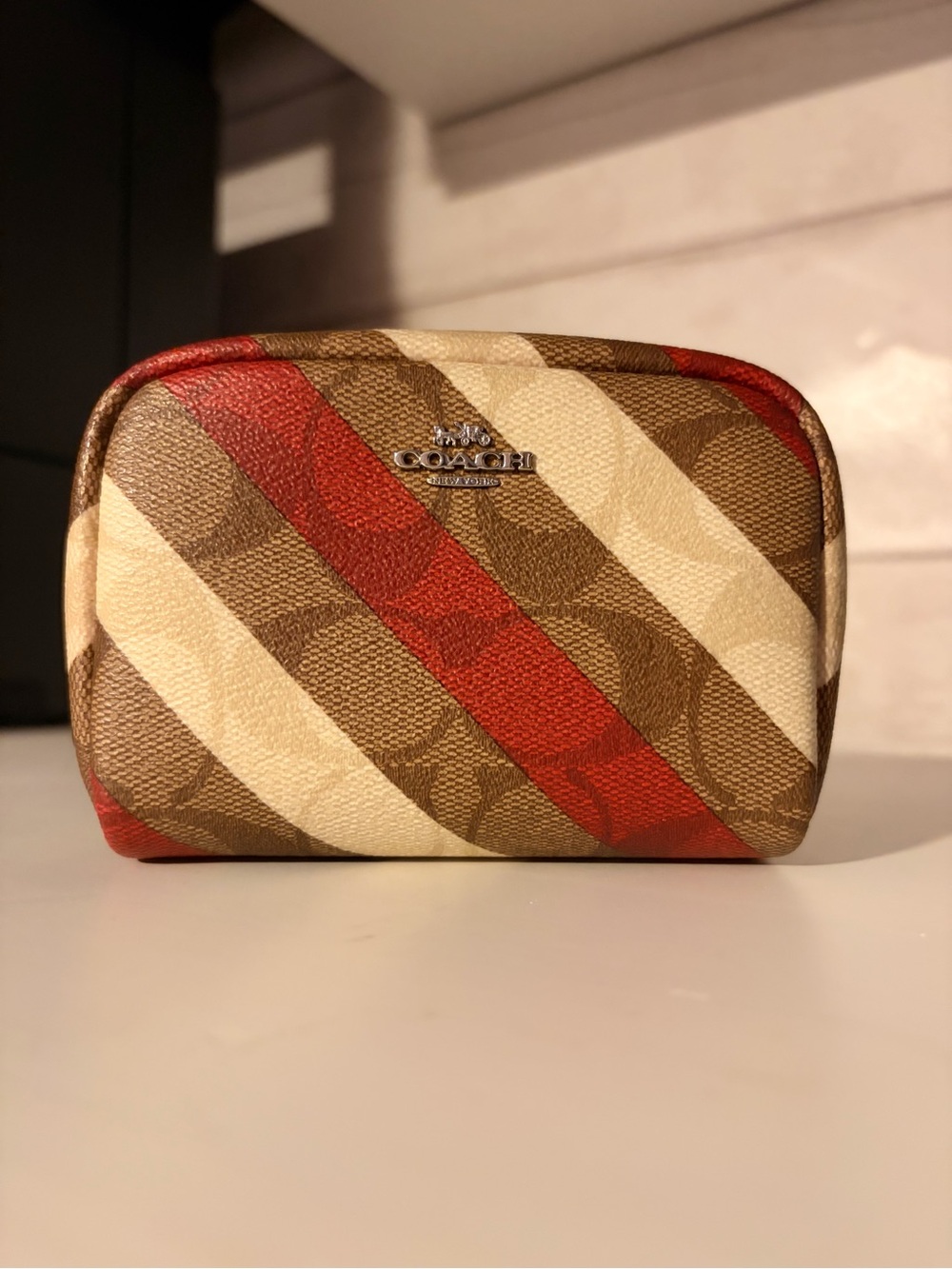 C1389 Coach mini boxy cosmetic pouch